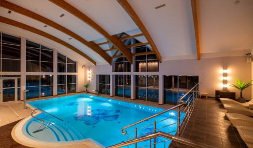 Hotel nad morzem z basenem, wypoczynek nad Bałtykiem w Marena Wellness & SPA - grafika